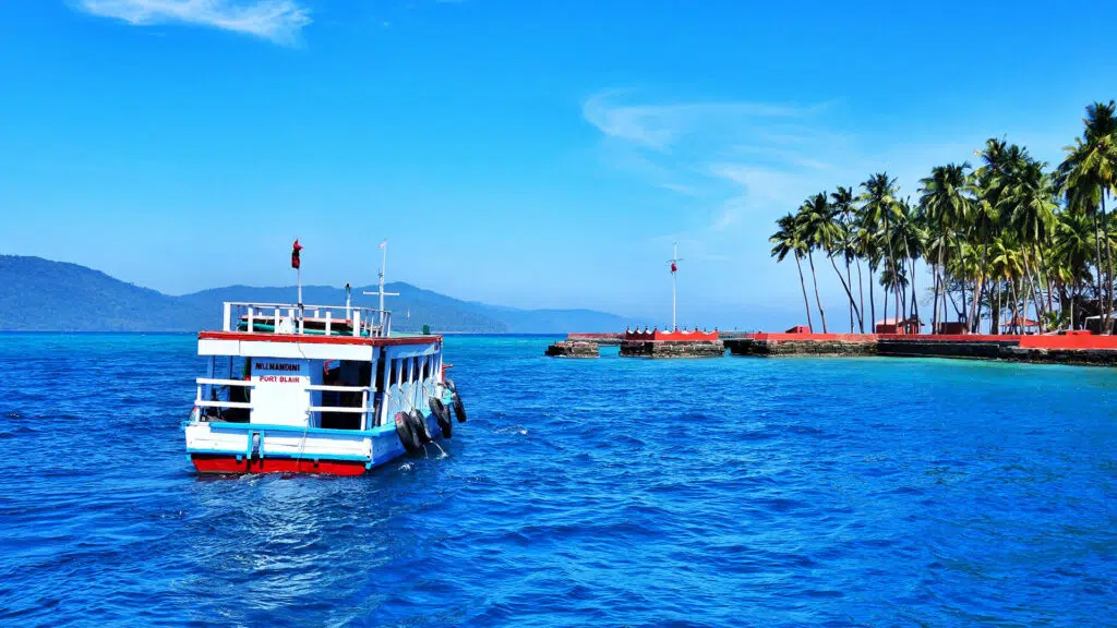 10 Best places to visit in Andaman and Nicobar 4 Ross Island 1024x576 1