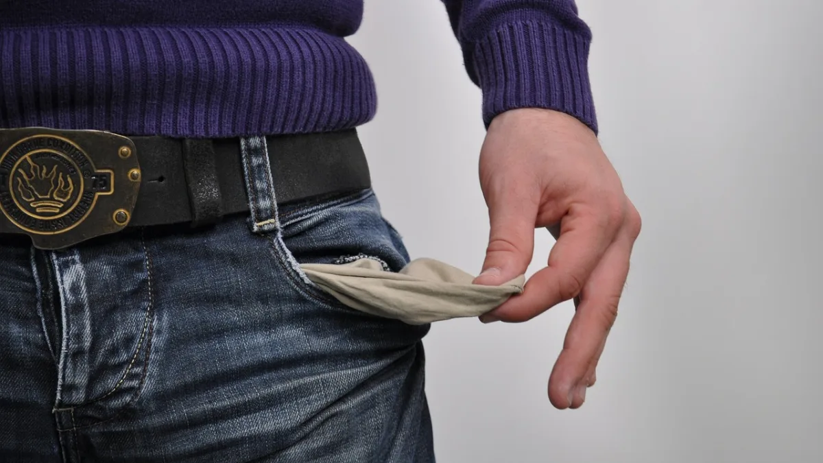How to save money fast on a low income: 10 Effective Tips 2 how to save money fast on a low income