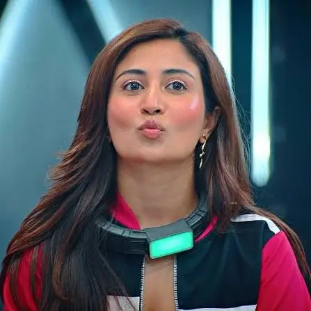 shreya kalra